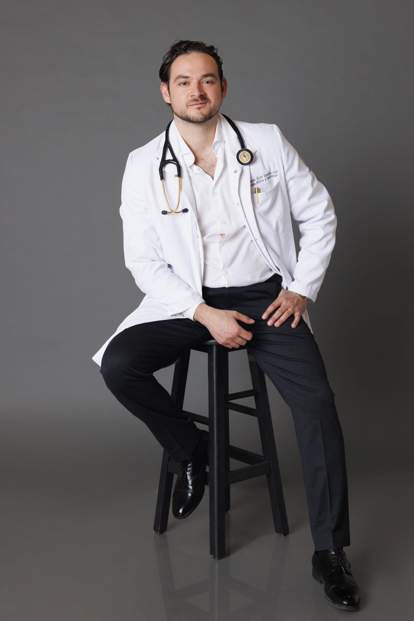 dr-rolando-pfp-pro-2-v1